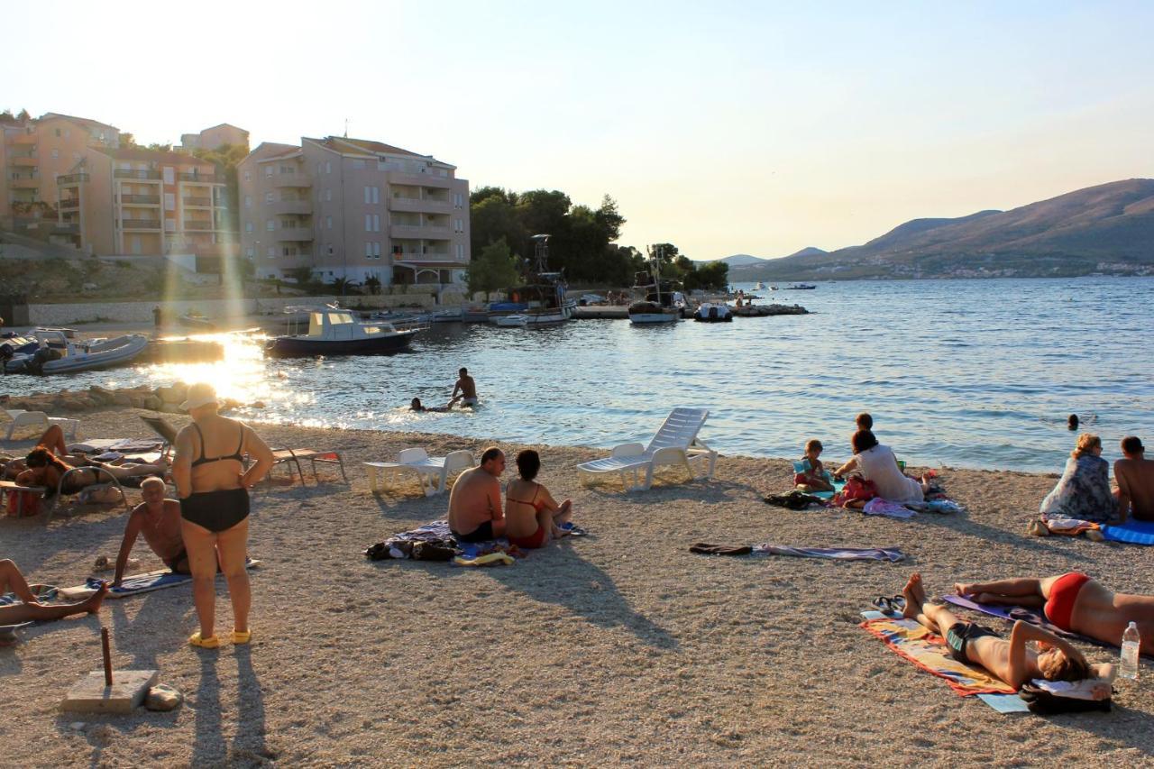 Apartments By The Sea Okrug Gornji, Ciovo - 11231 Trogir Exterior photo